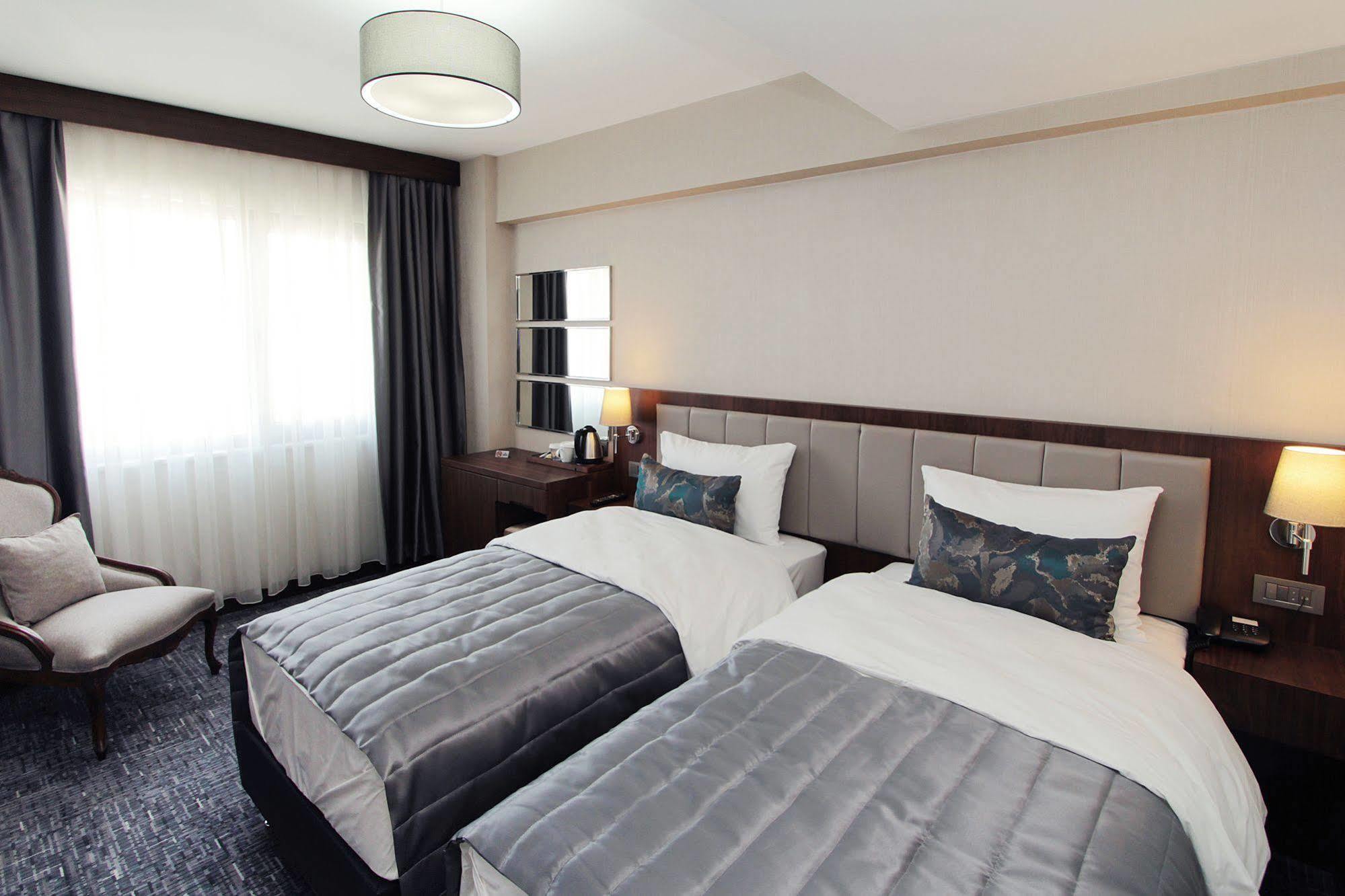 Pisa Hotel Istanbul Exterior photo